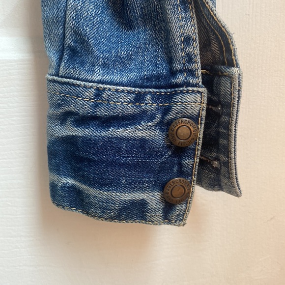 XS Cropped Abercrombie & Fitch Jean Jacket - Picture 4 of 7